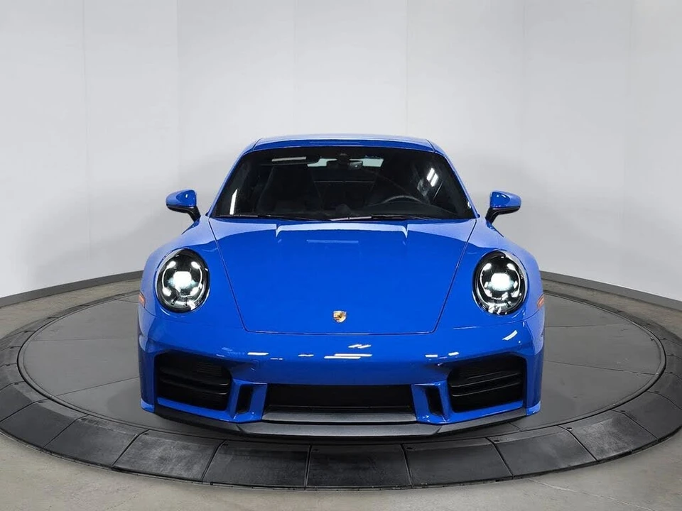 2025 Porsche 992 Carrera S - Image 10 of 30