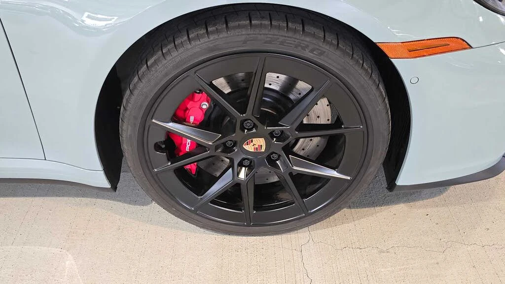 2025 Porsche 992 Carrera S - Image 9 of 31