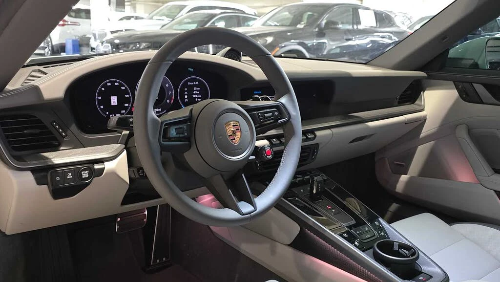 2025 Porsche 992 Carrera S - Image 18 of 31