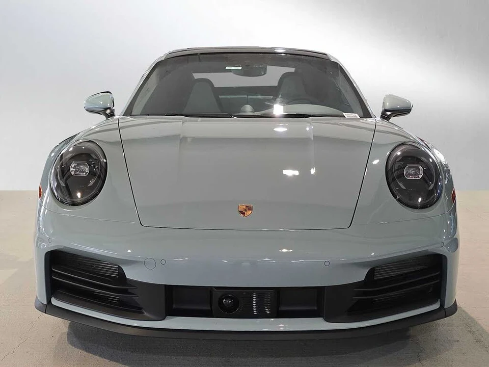 2025 Porsche 992 Carrera S - Image 8 of 31