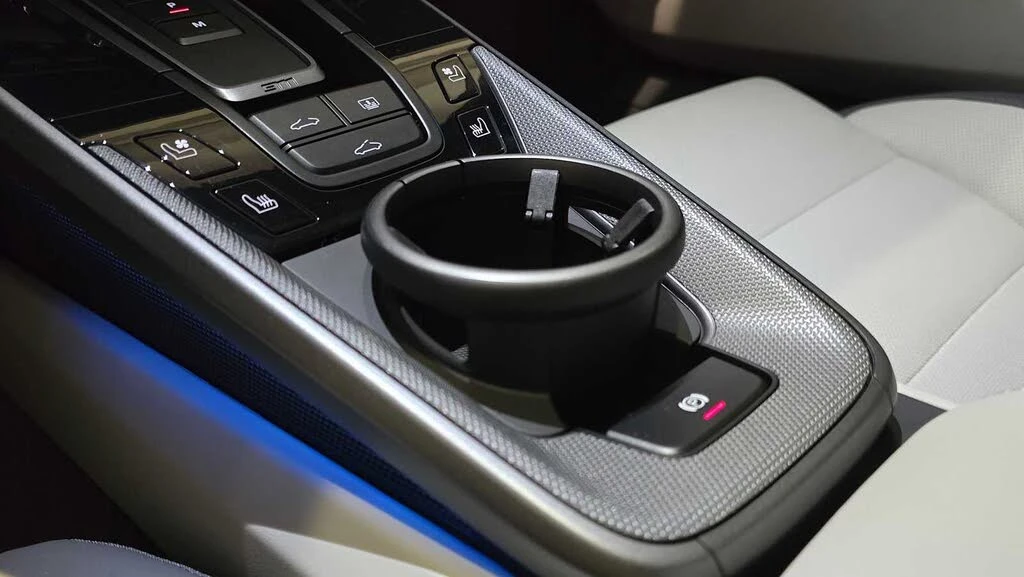 2025 Porsche 992 Carrera S - Image 30 of 31