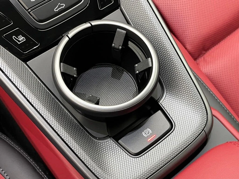 2025 Porsche 992 Carrera S - Image 16 of 31
