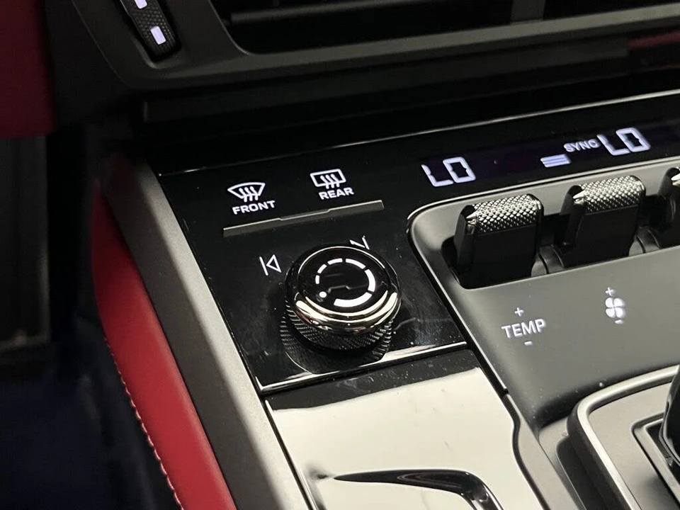 2025 Porsche 992 Carrera S - Image 19 of 31