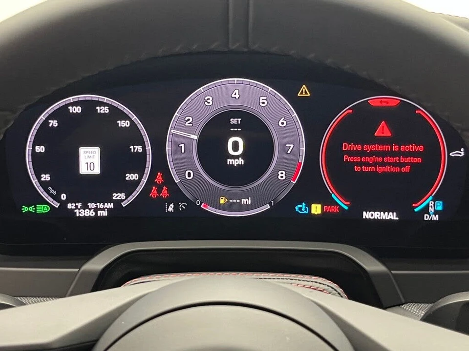 2025 Porsche 992 Carrera S - Image 11 of 31