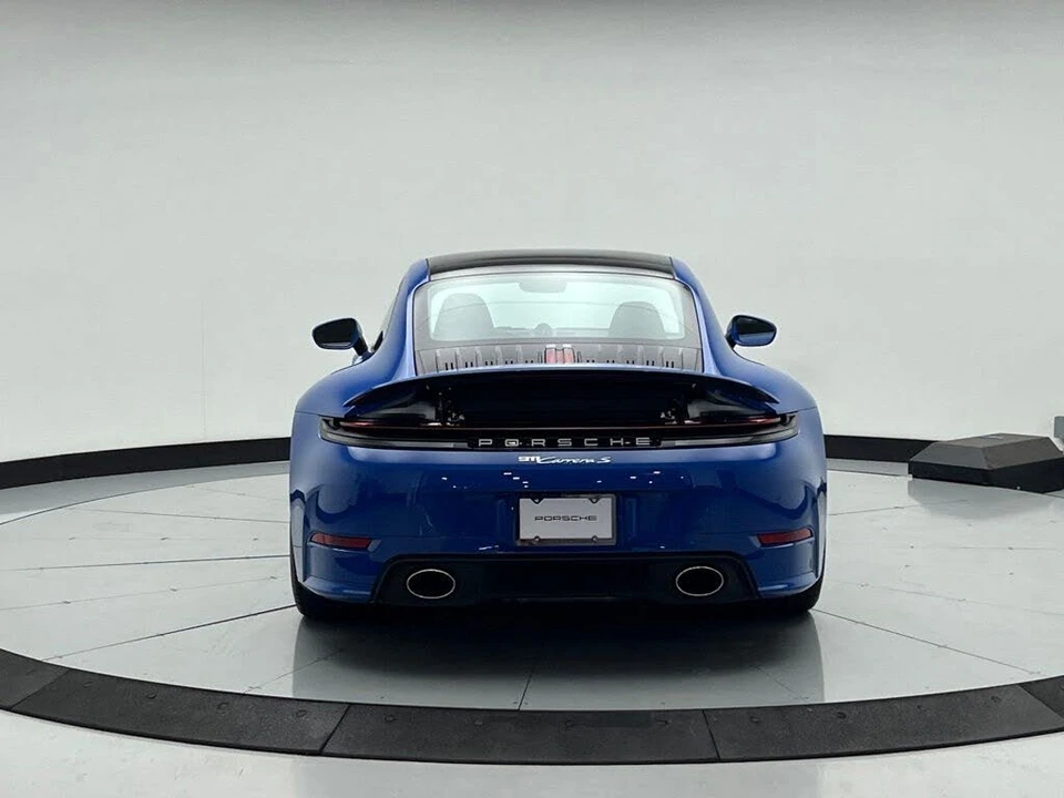 2025 Porsche 992 Carrera S - Image 10 of 31