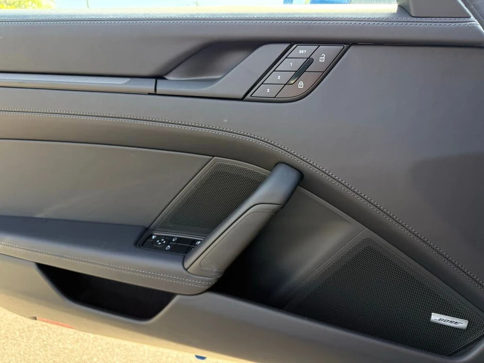 2025 Porsche 992 Carrera S - Image 28 of 31