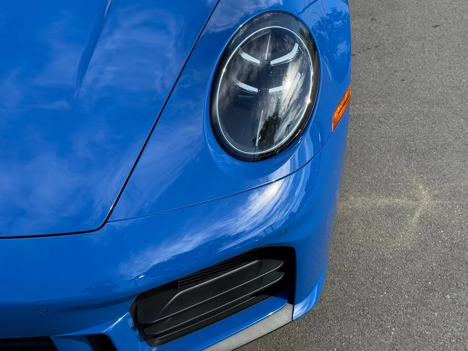 2025 Porsche 992 Carrera S - Image 11 of 31