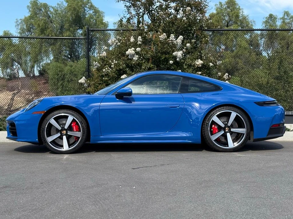 2025 Porsche 992 Carrera S - Image 2 of 31