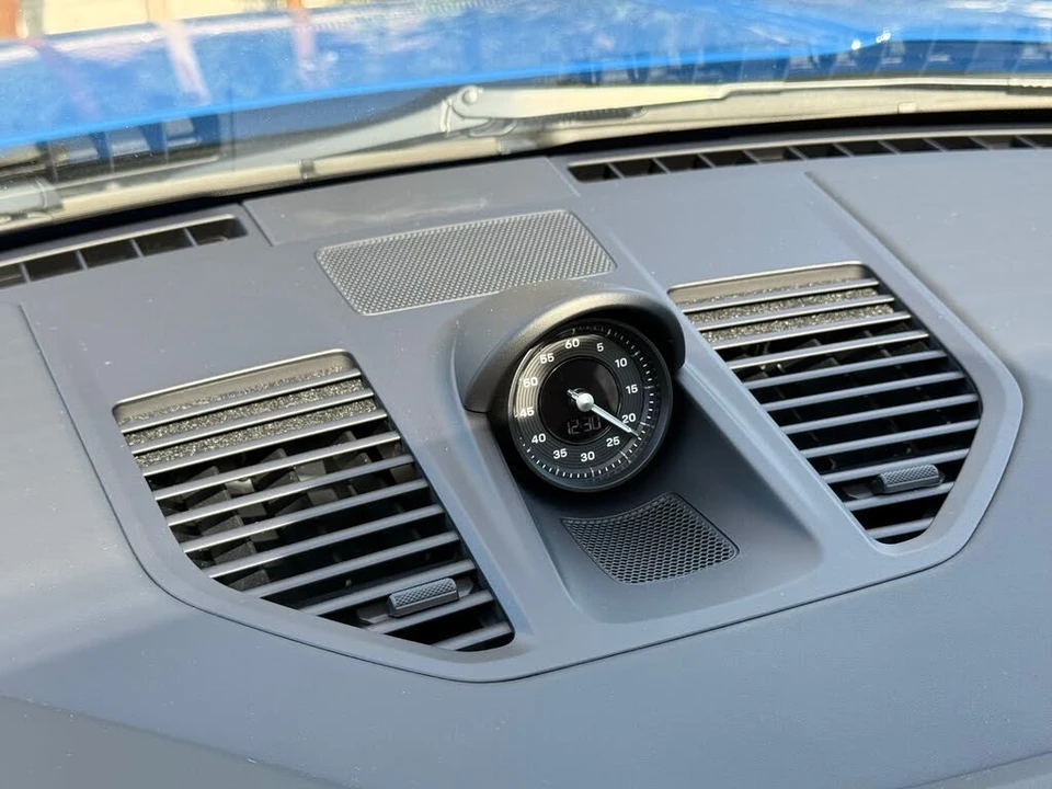 2025 Porsche 992 Carrera S - Image 18 of 31