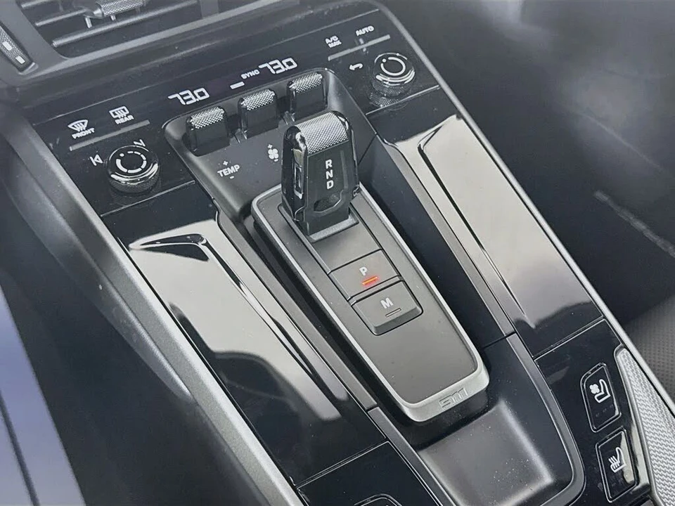 2025 Porsche 992 Carrera S - Image 19 of 31