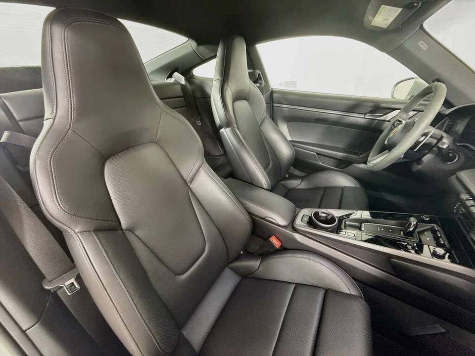 2025 Porsche 992 Carrera S - Image 26 of 31