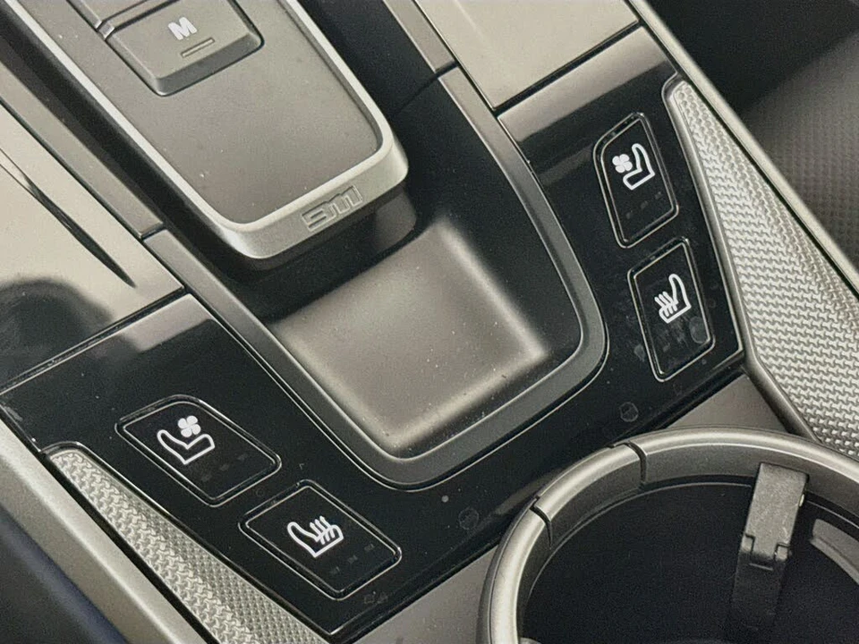 2025 Porsche 992 Carrera S - Image 20 of 31