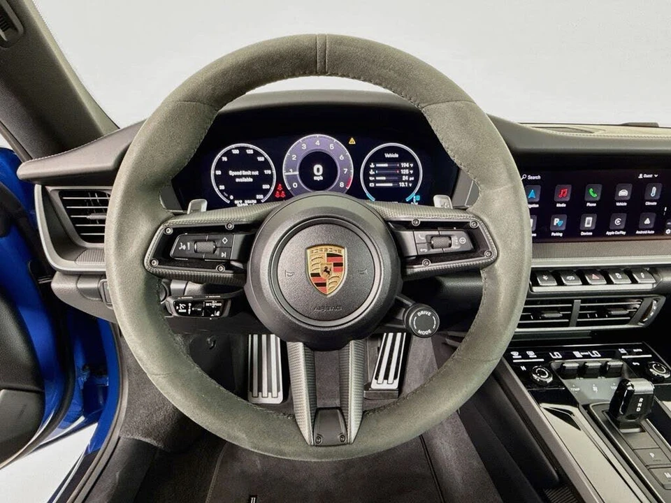 2025 Porsche 992 Carrera S - Image 15 of 30