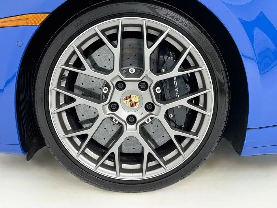2025 Porsche 992 Carrera S - Image 29 of 30