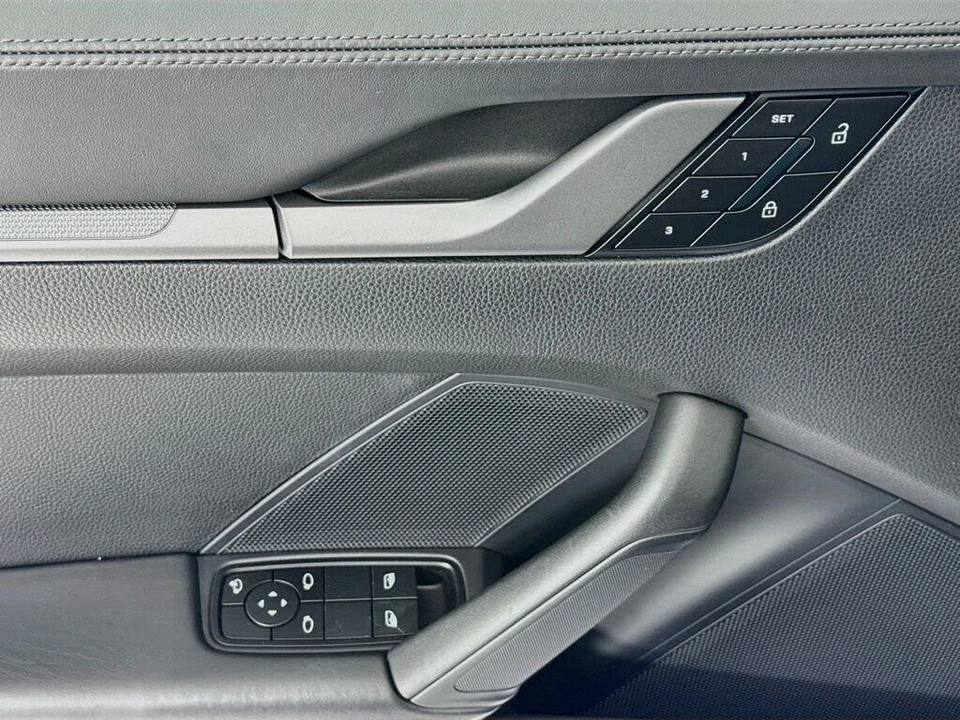 2025 Porsche 992 Carrera S - Image 11 of 30