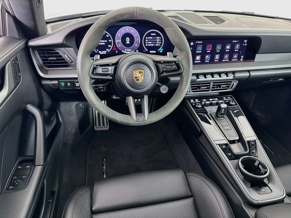 2025 Porsche 992 Carrera S - Image 23 of 30