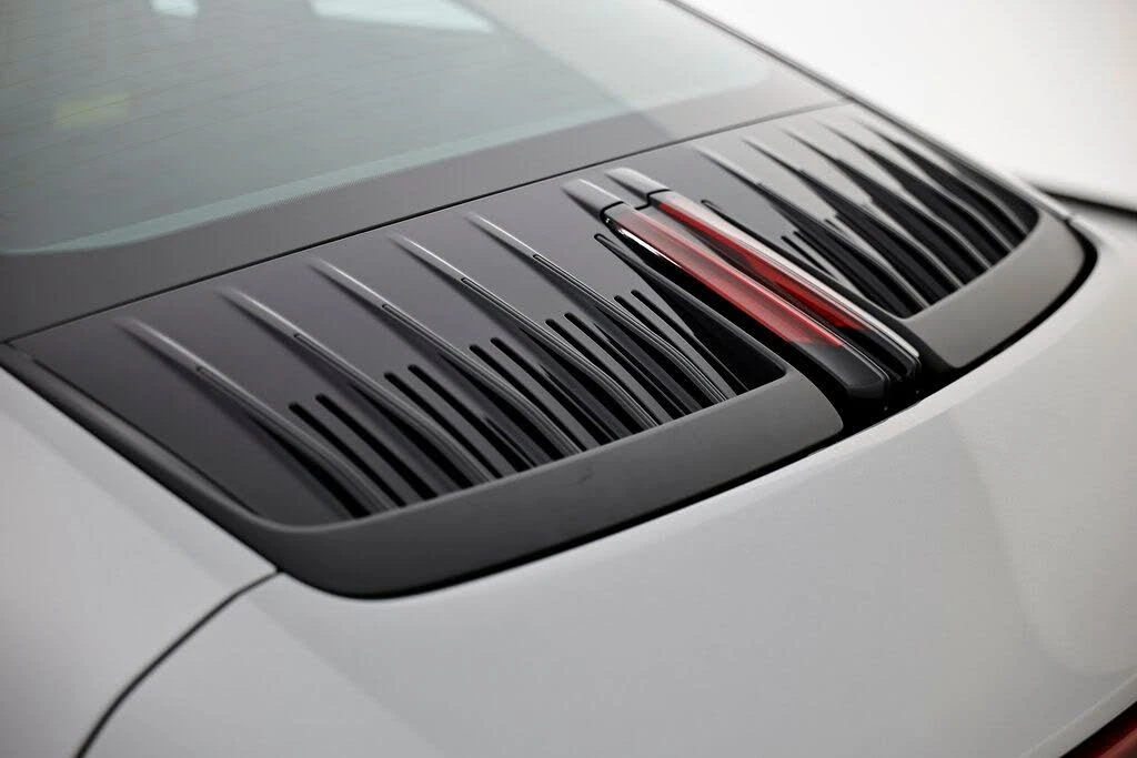 2025 Porsche 992 Carrera S - Image 15 of 31