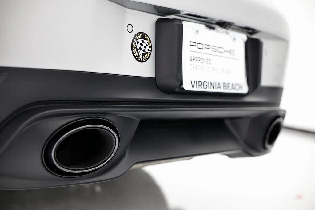 2025 Porsche 992 Carrera S - Image 17 of 31