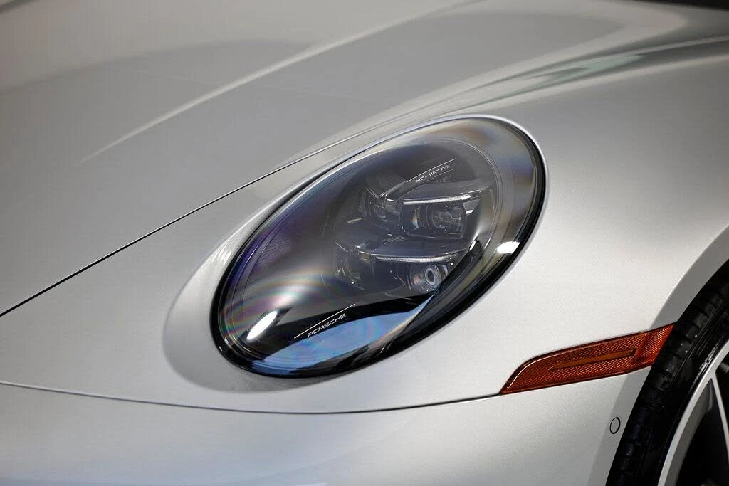 2025 Porsche 992 Carrera S - Image 11 of 31