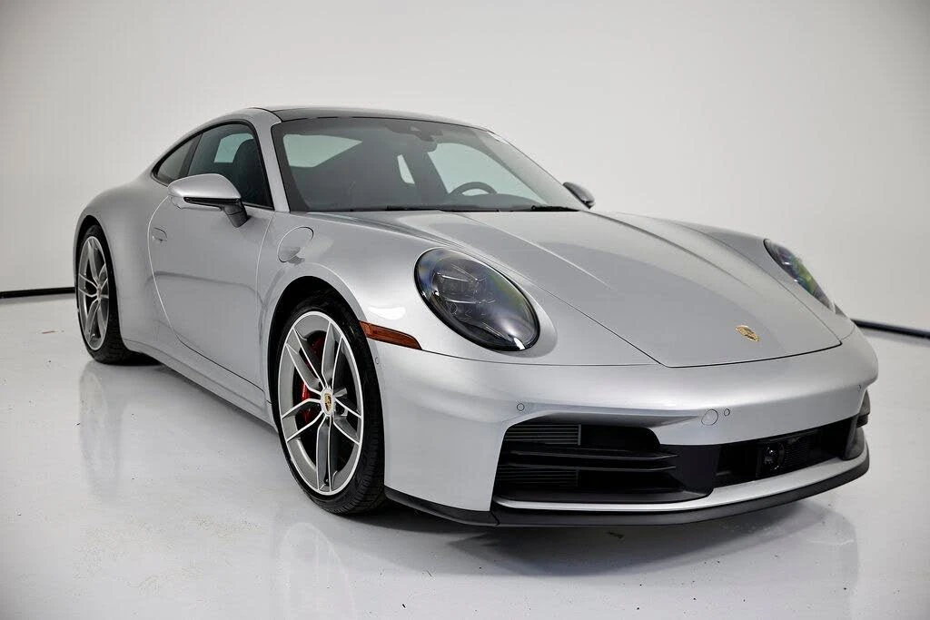 2025 Porsche 992 Carrera S - Image 9 of 31