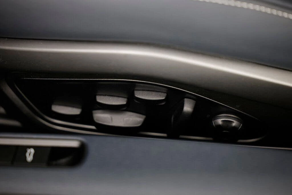 2025 Porsche 992 Carrera S - Image 29 of 31
