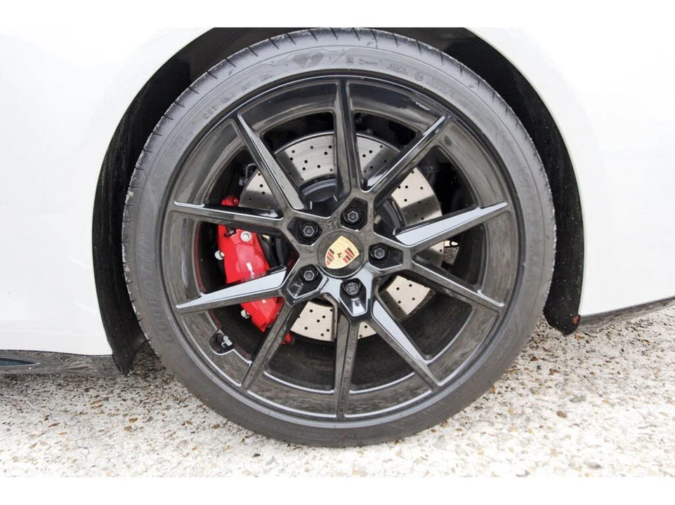 2025 Porsche 992 Carrera S - Image 29 of 31