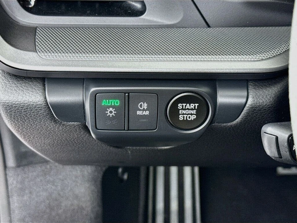 2025 Porsche 992 Carrera S - Image 14 of 31
