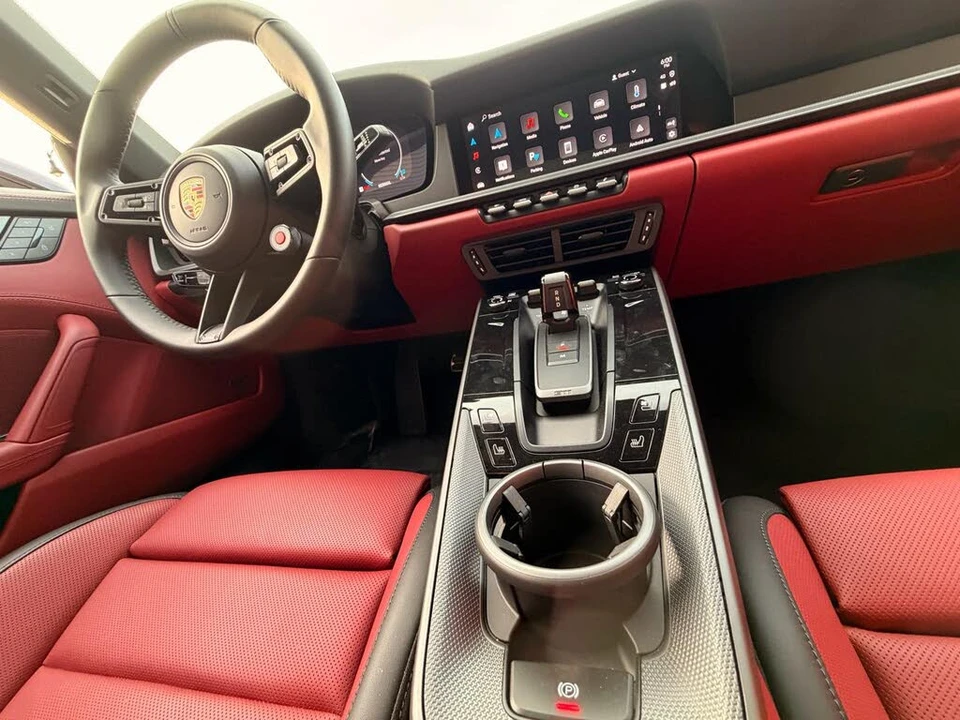 2025 Porsche 992 Carrera S - Image 22 of 31