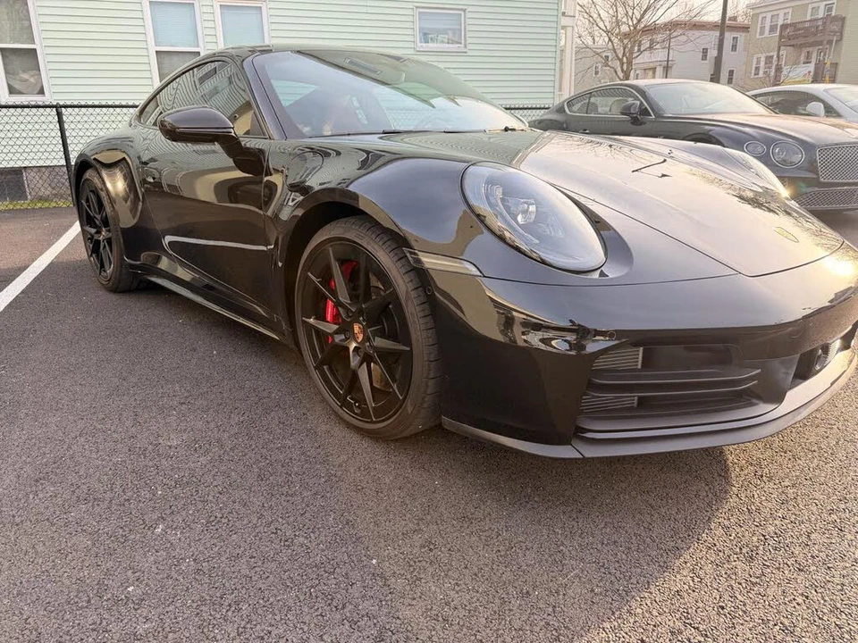 2025 Porsche 992 Carrera S - Image 4 of 31