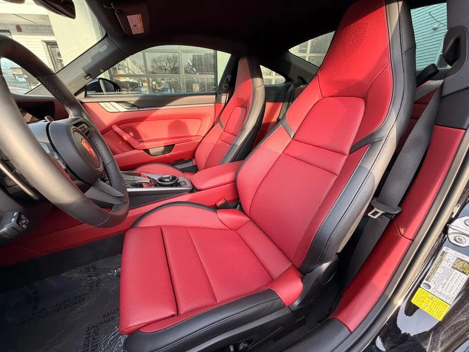 2025 Porsche 992 Carrera S - Image 20 of 31