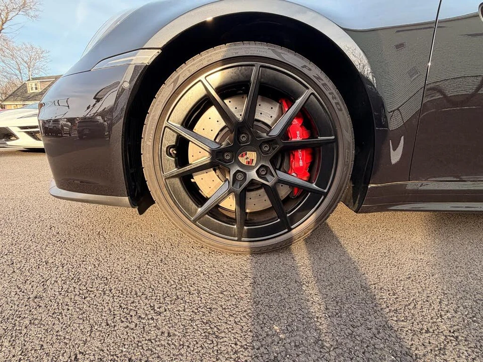 2025 Porsche 992 Carrera S - Image 16 of 31