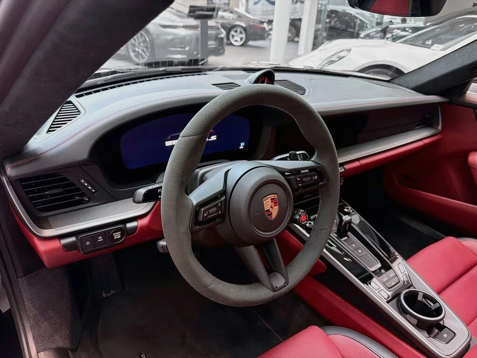 2025 Porsche 992 Carrera S - Image 4 of 6
