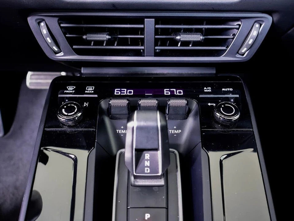 2025 Porsche 992 Carrera S - Image 17 of 29