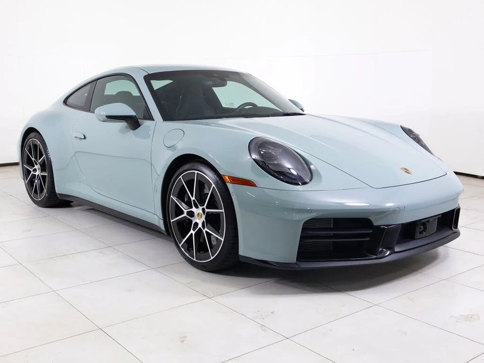 2025 Porsche 992 Carrera S - Image 26 of 29