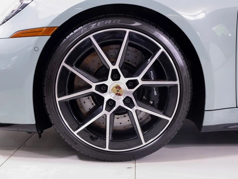 2025 Porsche 992 Carrera S - Image 24 of 29