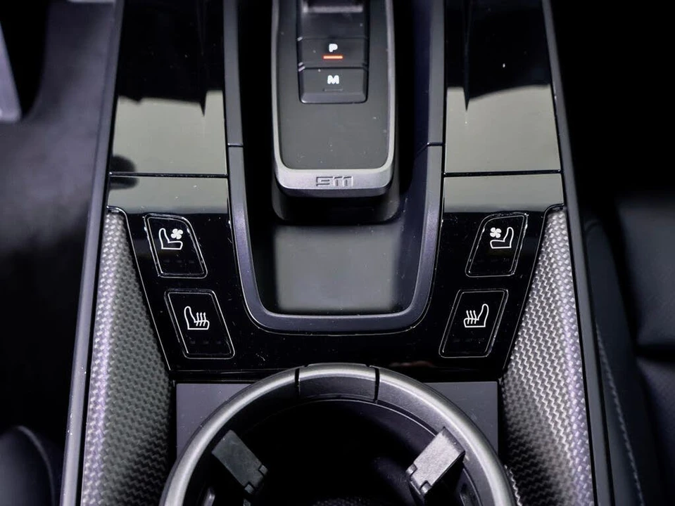 2025 Porsche 992 Carrera S - Image 18 of 29