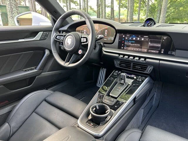 2025 Porsche 992 Carrera S - Image 18 of 31