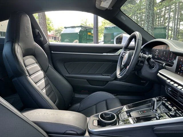 2025 Porsche 992 Carrera S - Image 17 of 31