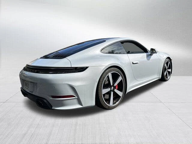 2025 Porsche 992 Carrera S - Image 9 of 31