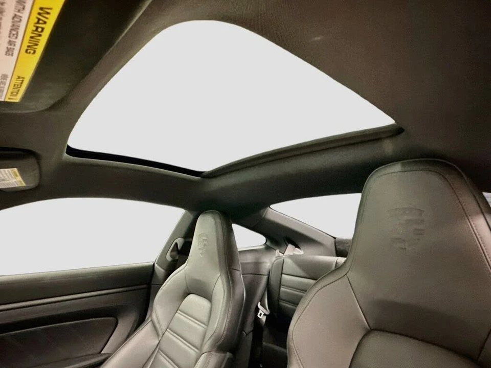 2025 Porsche 992 Carrera S - Image 22 of 31