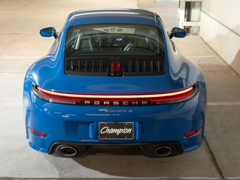 2025 Porsche 992 Carrera S - Image 10 of 25