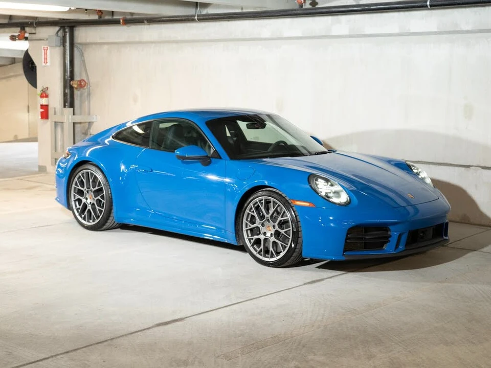 2025 Porsche 992 Carrera S - Image 8 of 25