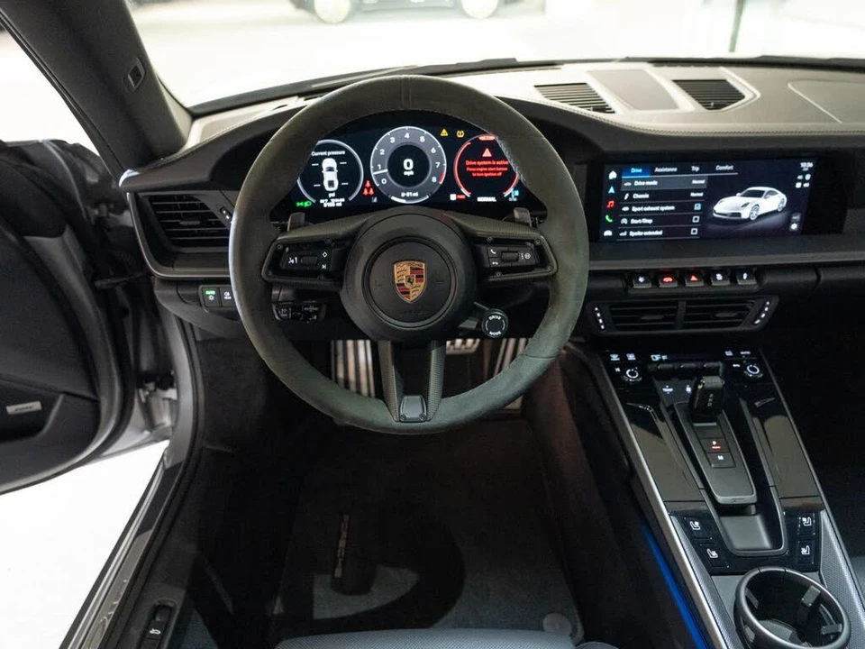 2025 Porsche 992 Carrera S - Image 25 of 26