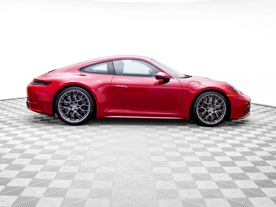 2025 Porsche 992 Carrera S - Image 7 of 31