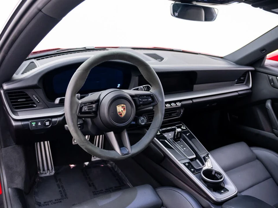 2025 Porsche 992 Carrera S - Image 11 of 31