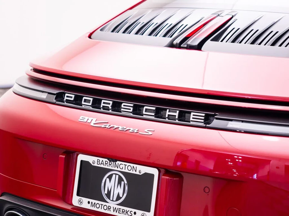 2025 Porsche 992 Carrera S - Image 29 of 31