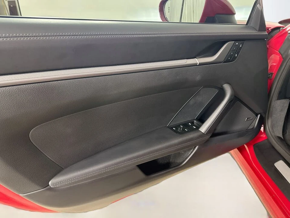2025 Porsche 992 Carrera S - Image 16 of 31
