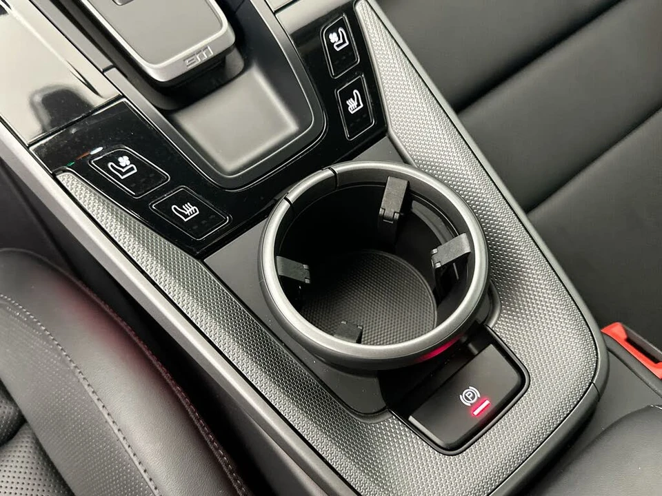 2025 Porsche 992 Carrera S - Image 29 of 31