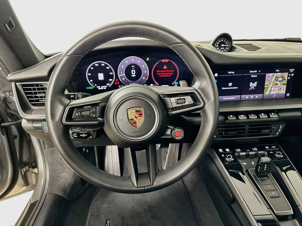 2025 Porsche 992 Carrera S - Image 14 of 31