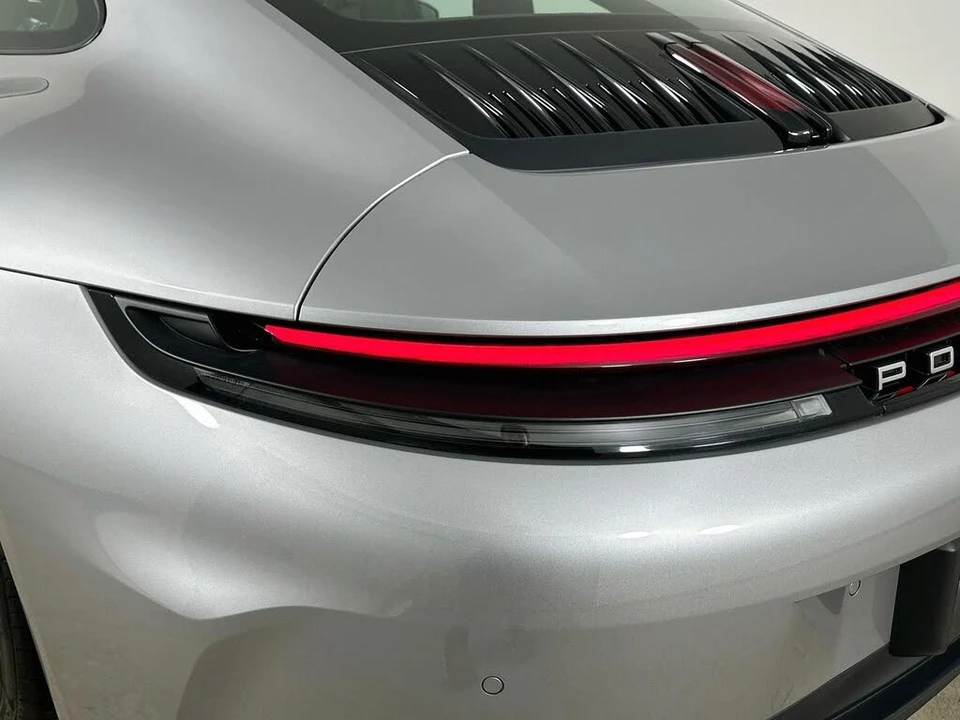 2025 Porsche 992 Carrera S - Image 11 of 31